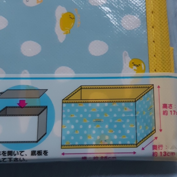 1 HR sale 🎈Gudetama foldable makeup box - Picture 4 of 5
